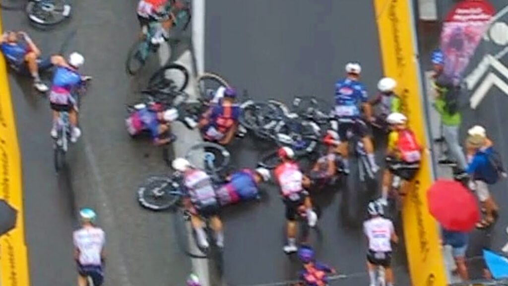 Massive Crash Disrupts Final Sprint Opportunity Tour de France
