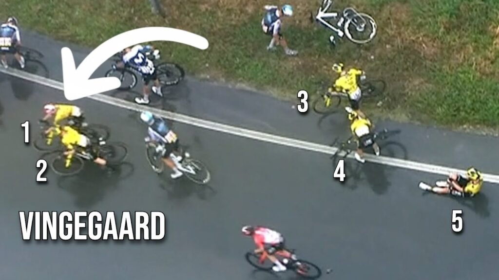 Vingegaard Visma Lease a Bike Mass Crash in