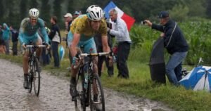 Vincenzo Nibali en la Paris Roubaix 2022 Ciclo News