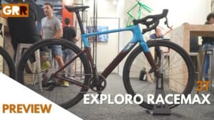 3T Exploro Racemax Preview Con el cambio trasero