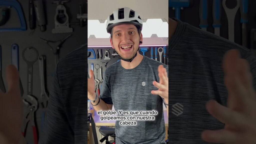 SABÍAS ESTO DE LOS CASCOS? - ThePersonTube 2 SABIAS ESTO DE LOS CASCOS ThePersonTube