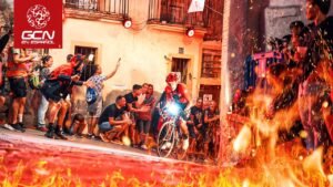 Intento ganar una carrera en subida con una bici clasica