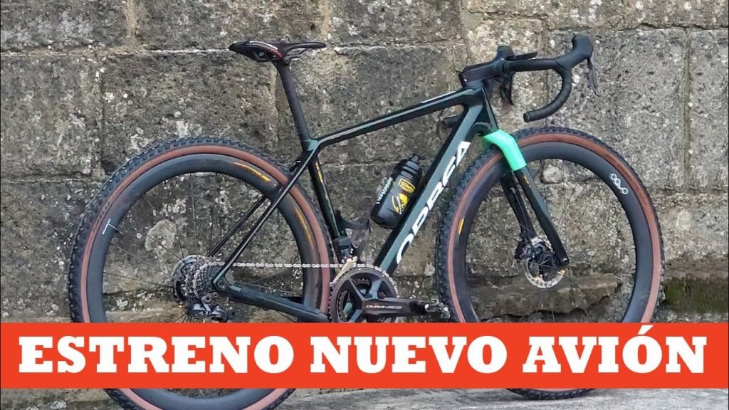 Estreno nuevo avion Ibon Zugasti