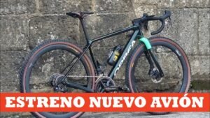 Estreno nuevo avion Ibon Zugasti