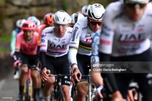 1739642441 Van der Poel la primera baja destacada del Mundial en