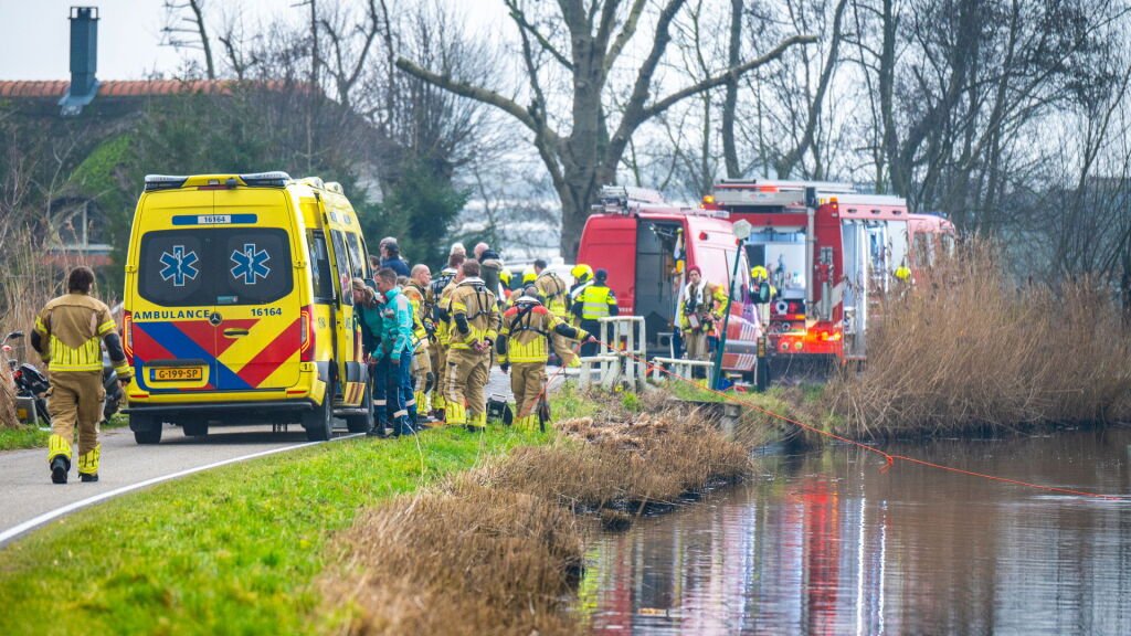 1739682942 Ex ciclista del Tour se convierte en heroe rescata a