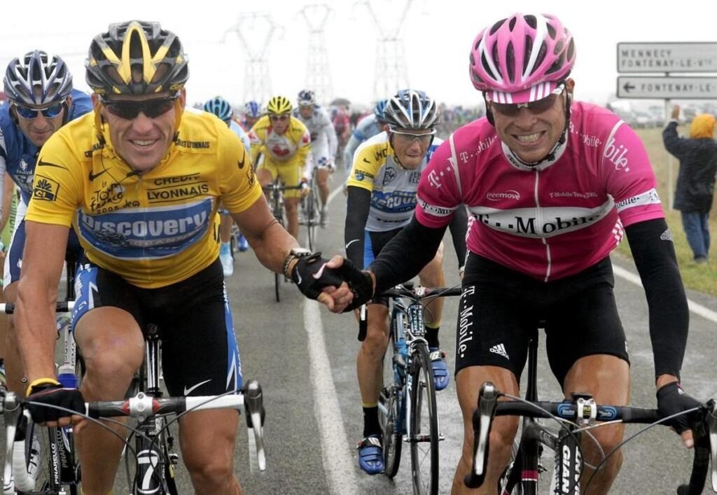 1739734260 Armstrong y Ullrich retoman la competicion ¡unidos