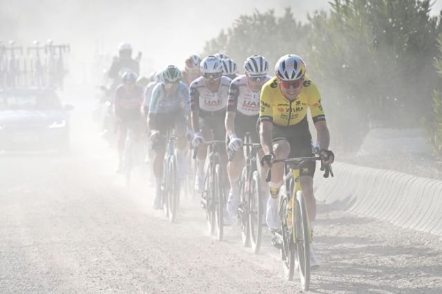Desilusión en Visma por la primera carrera de Van Aert 1 Wout Van Aert en la Clásica Jaén