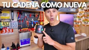 Mantenimiento Cadena Limpieza y Lubricacion con Cera Solida