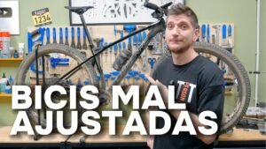 VIENEN LAS BICIS MAL AJUSTADAS ThePersonTube