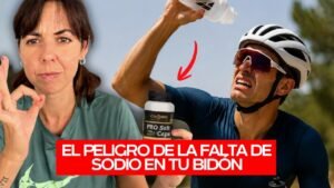 Beber SOLO Agua es un Peligro Oculto en CICLISTAS